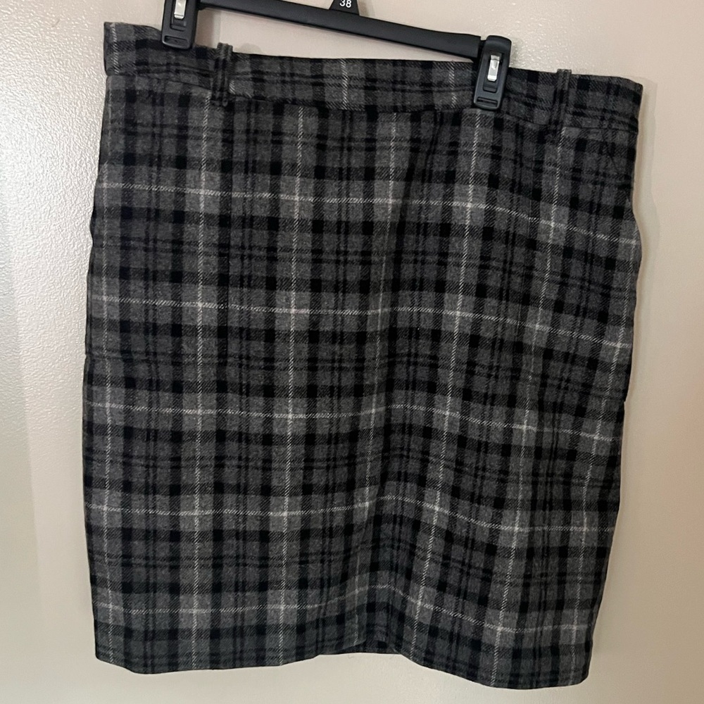 Plaid skirt